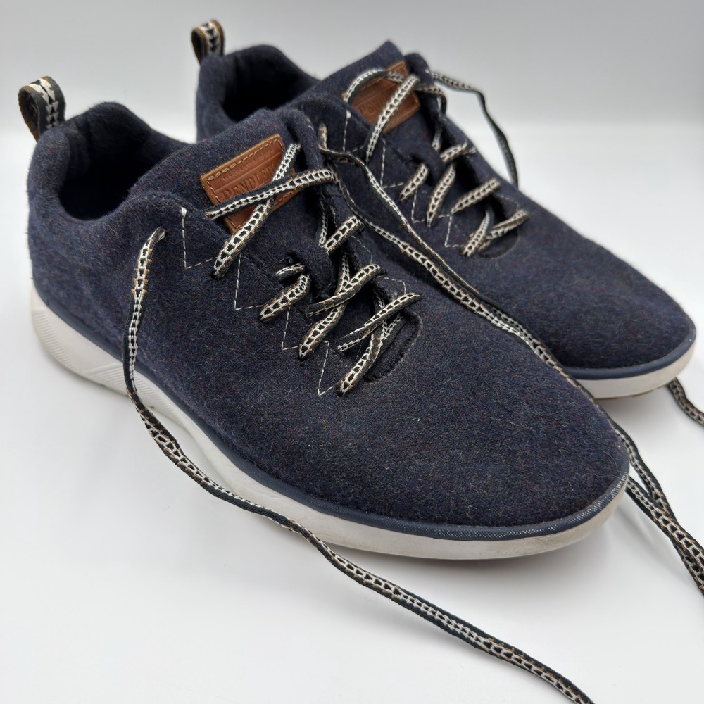 Pendleton Wool Shoes Womens Size 9 Navy Water Resistant Sneakers Authentic